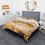 Gros plan de Golden Woman Lips I - ensemble de housse de couette moderne - microfibre de polyester-66390695