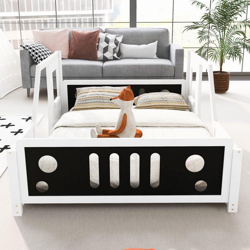 Classic Car-Shaped Platform Bed With Wheels
