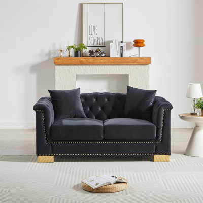{Vidéo] Canapé classique de style moderne, canapé Chesterfield à accoudoirs cloutés décoratifs cloutés de 62 pouces à accoudoirs roulés classiques, canapé double de luxe convenant au salon, à la chambre à coucher, à