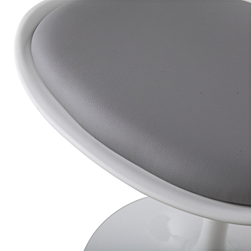 Chaise d'appoint pivotante
