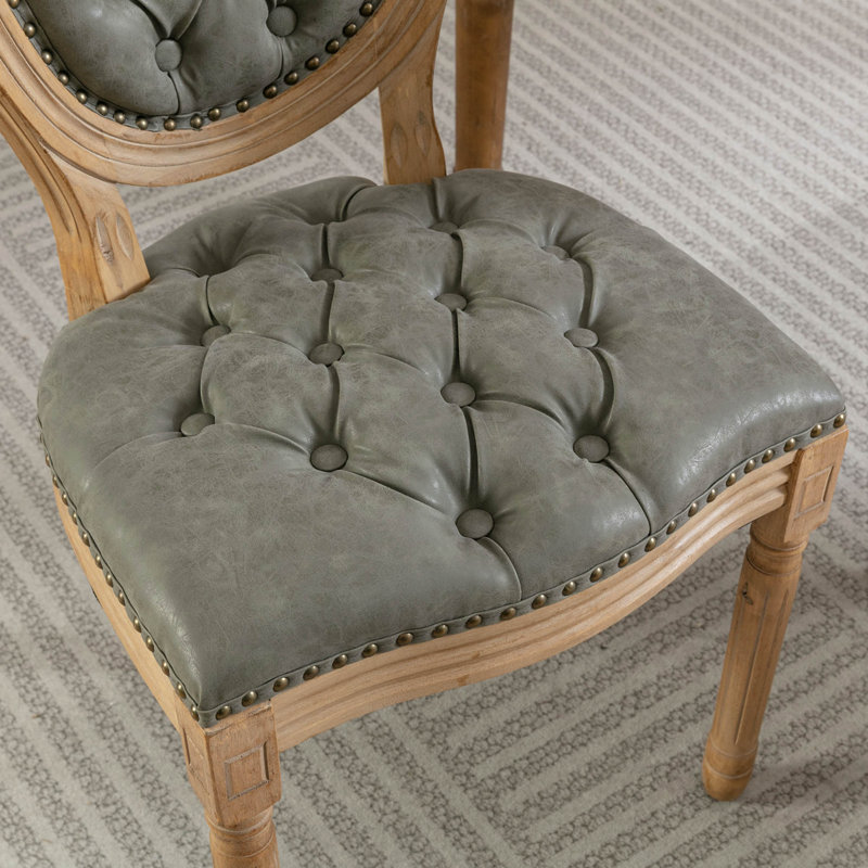 Ensemble de 2 chaises de salle à manger en similicuir avec cadre clouté à la main et garniture cloutée, pieds en bois