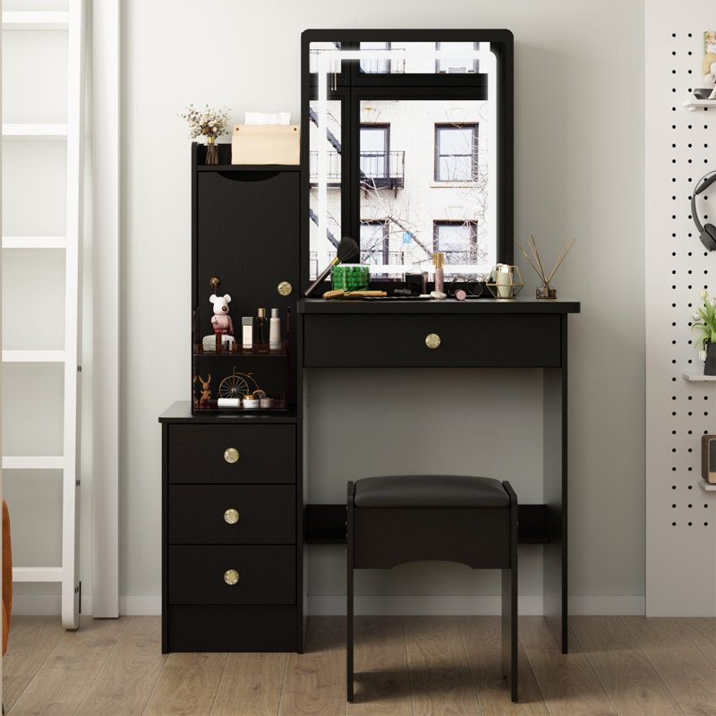 Jauneta Vanity, Black