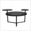 Table basse moderne avec deux tablettes, surfaces en faux marbre noir, base inspirée d'un trépied, bords de table arrondis