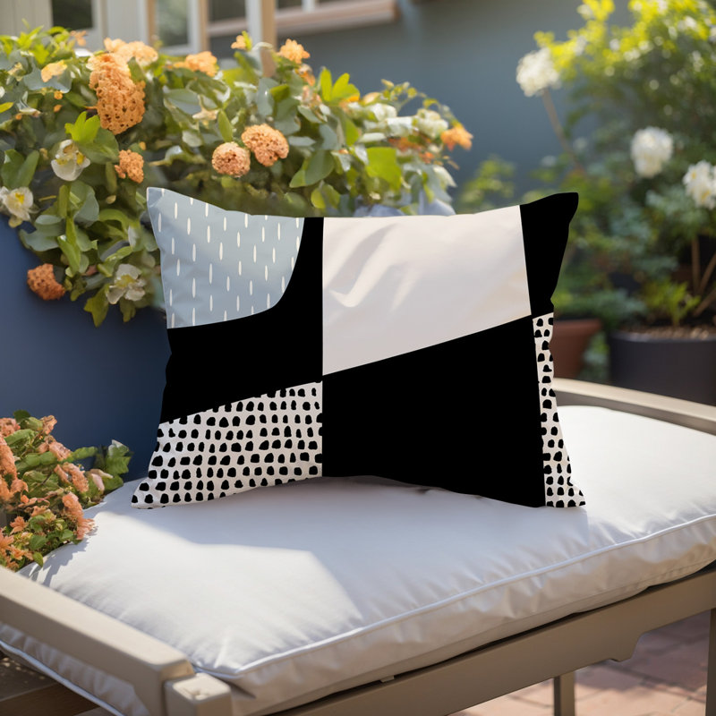 Coussin lombaire réversible intérieur / extérieur Vikka, H 14 po x l 20 po, Gris / noir / blanc cassé