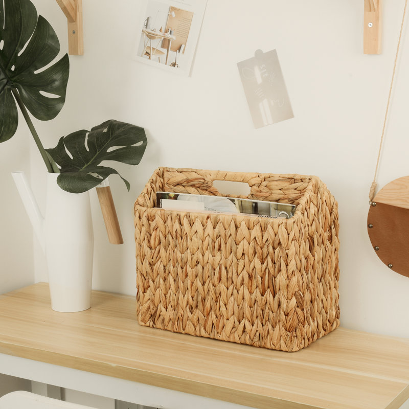  StorageWorks Hand-Woven Divided Magazine Basket, Rattan Magazine Holder, Natural Wicker Magazine Rack for Bathroom, Office, Water Hyacinth, Large