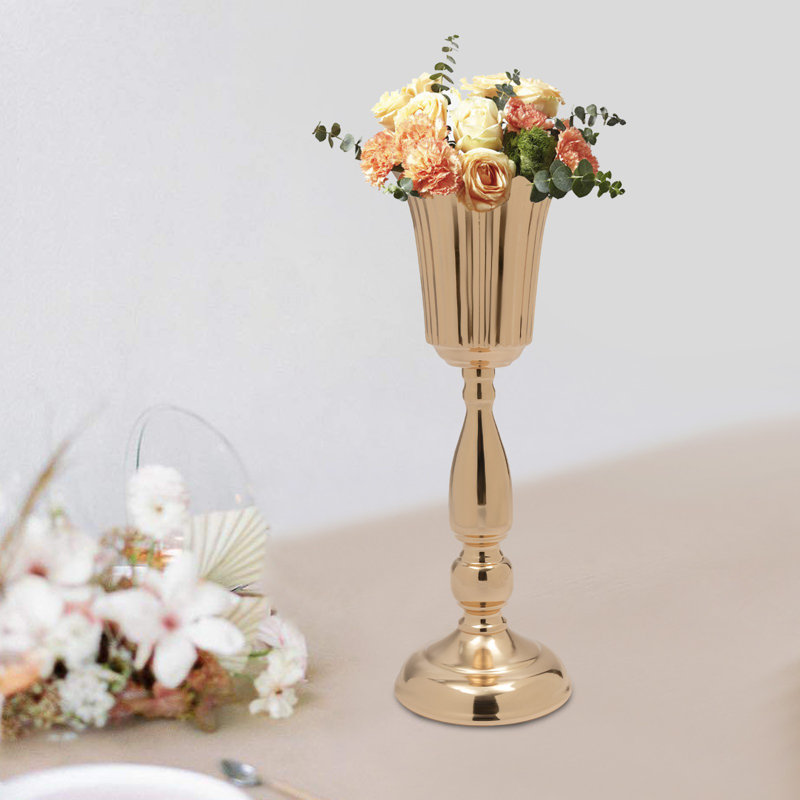 Décoration de table trompette or centre de table