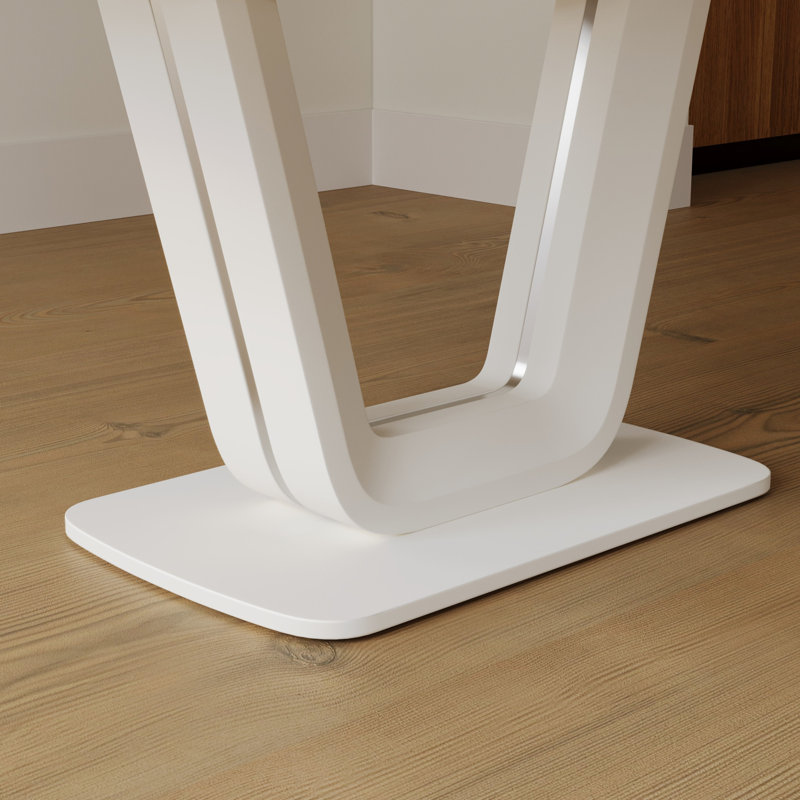 Table de salle à manger en U à pieds en forme de U, faite pour durer avec une utilisation polyvalente