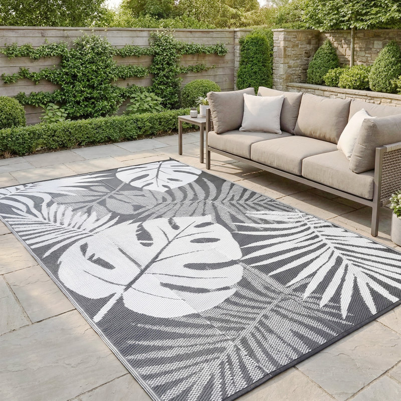 Tapis gris en plastique gris résistant à l'eau, Rectangulaire 8 pi x 10 pi