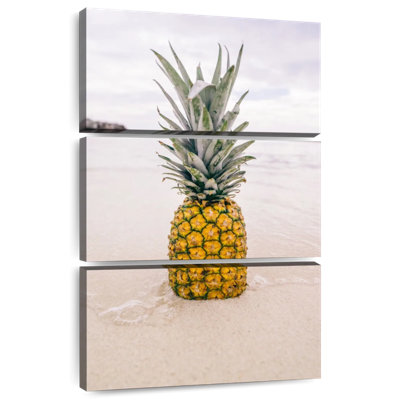 Yarlin plage de sable ananas