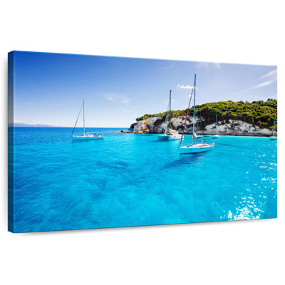 Mehar voiliers à l'île de Paxos