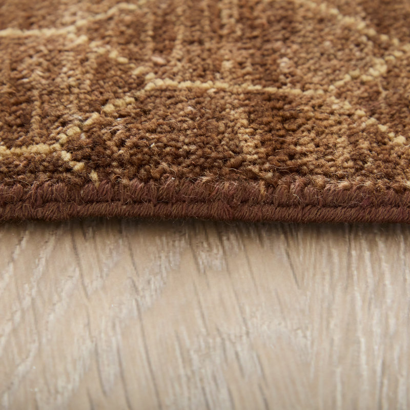 Tapis brun Pagdi, Rectangle 7 pi 9 po x 9 pi 9 po