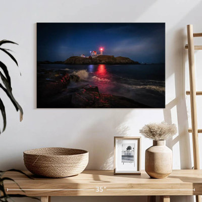 Nubble lighthouse on the east coast of maine Aletra