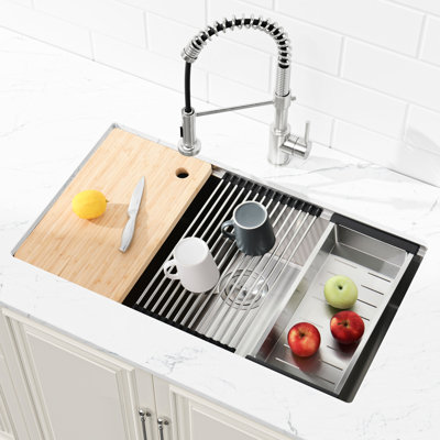 Évier encastré 304 en acier inoxydable 304 30 po x 19 po, bol simple avec planche à découper, passoire, durabilité durable, finition de surface impeccable encastrée 30 po x 19 po, matériau rouille, drainage