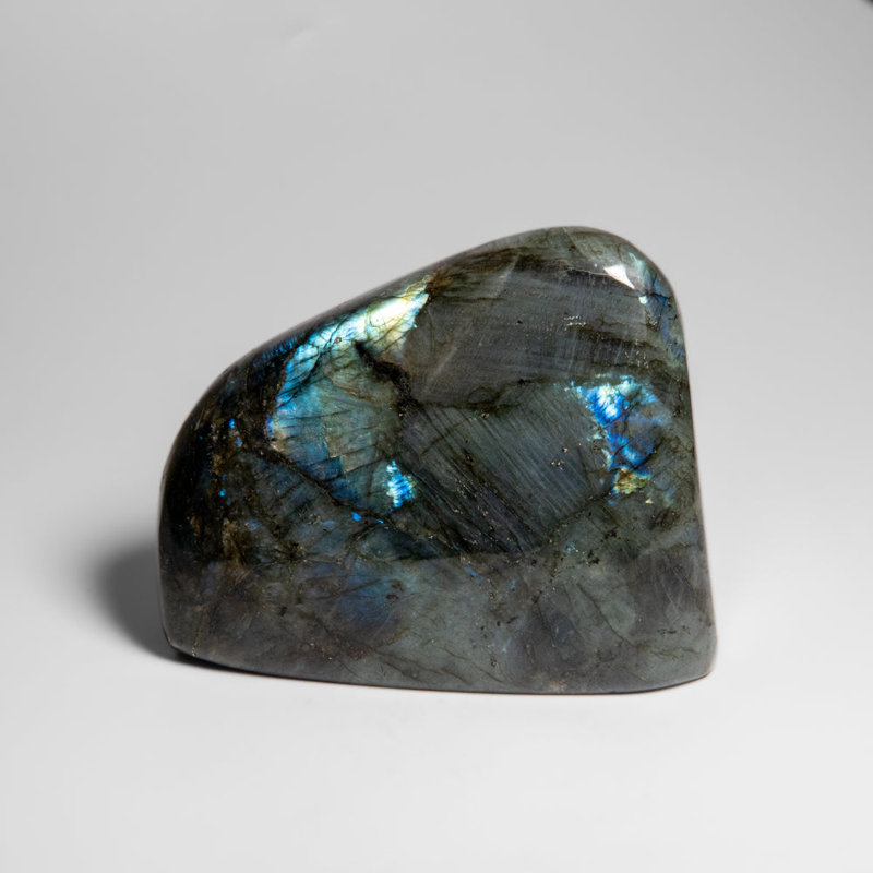 Ornements de bureau en forme de labradorite polie