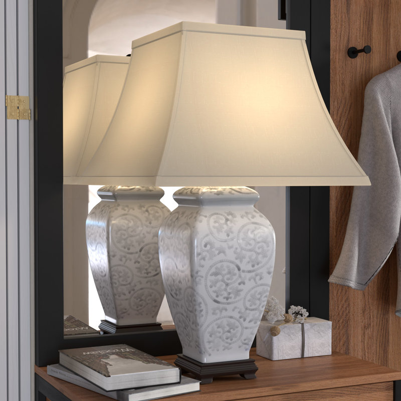 Lampe en porcelaine Ivory Vines