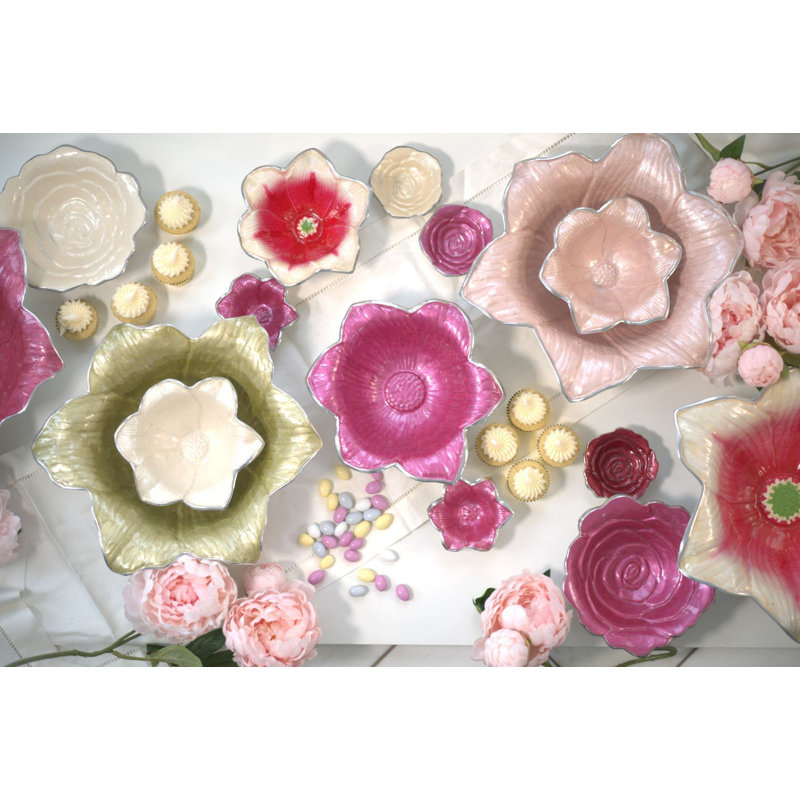 Lily Serving Bowl, Gold Snow