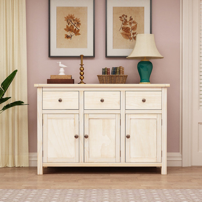 Buffet en bois massif (long), Blanchies