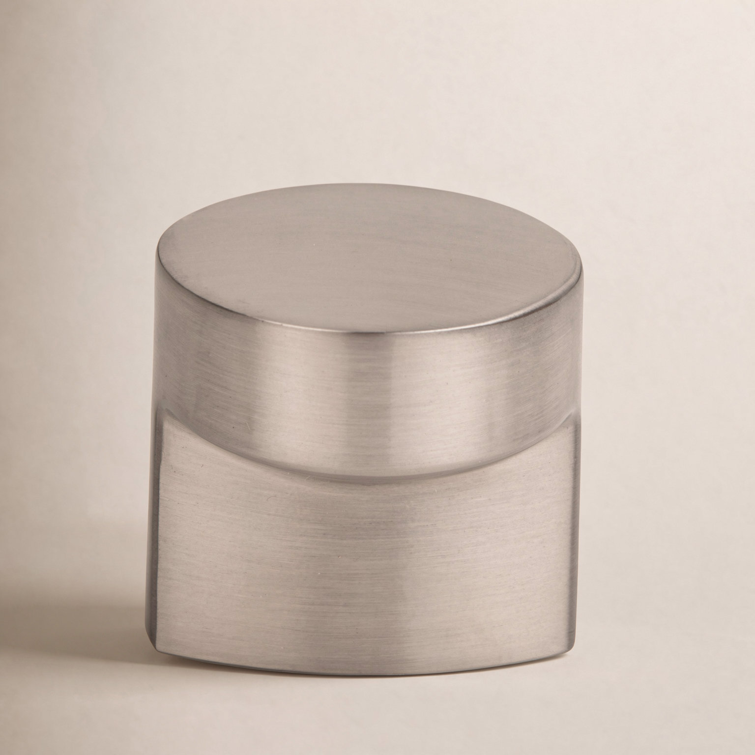 Hartridge Cylindrical Cabinet Knob, Brushed Satin Nickel