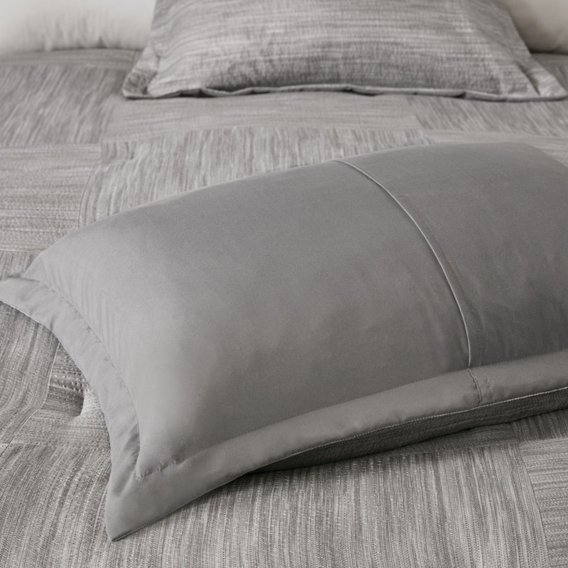 Chic King Bedding - 7 pièces en tissu gaufré gris avec résistance aux plis et oreillers pour lit imprimé, Gris