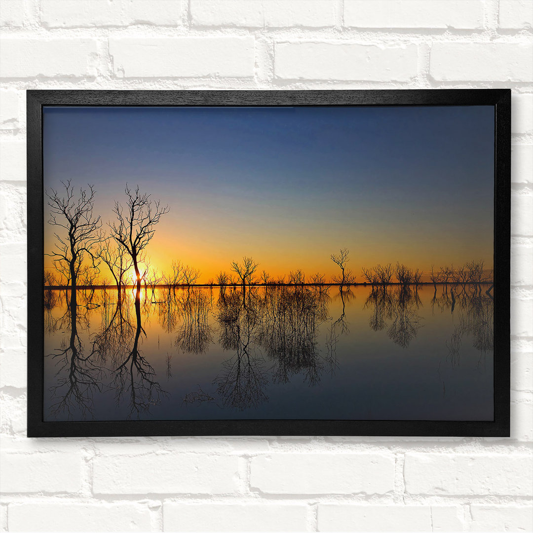 Beautiful Reflections Of The Winter Trees - Closed Corner Frame Kunstdrucke auf Holz