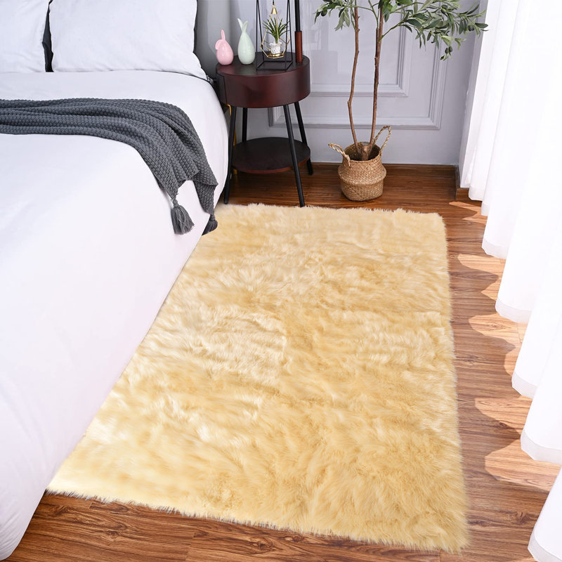 Chastyn Faux Sheepskin Indoor Rug, Rectangle 4' x 6'
