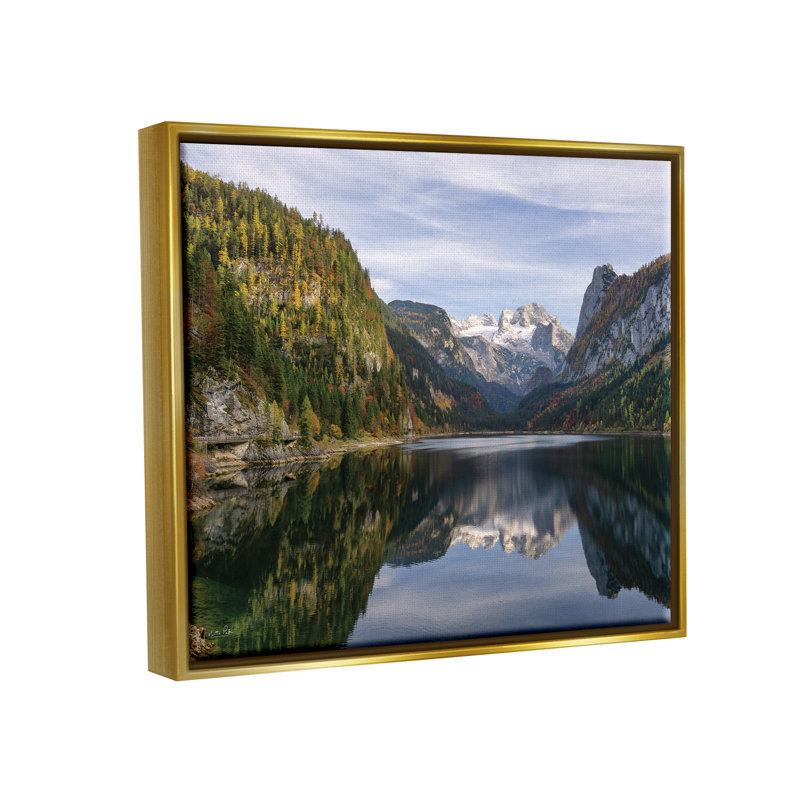 «Peaceful Mountain Lake Reflection» par Martin Podt - photographie, H 25 po x l 31 po x P 1,7 po