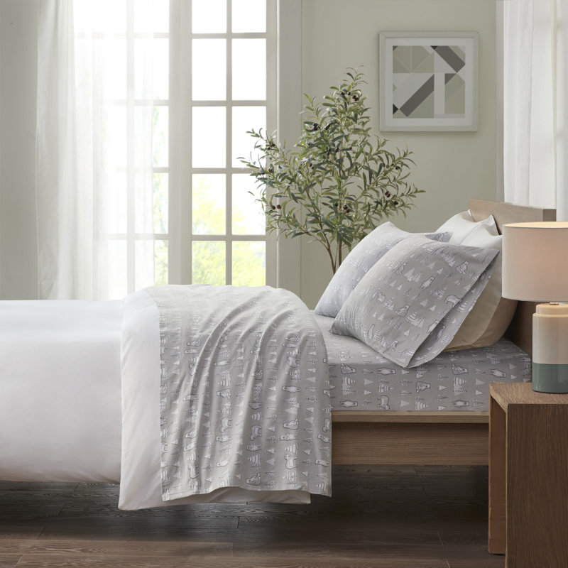 California King Gray Skiers Cotton Flannel Sheet Set