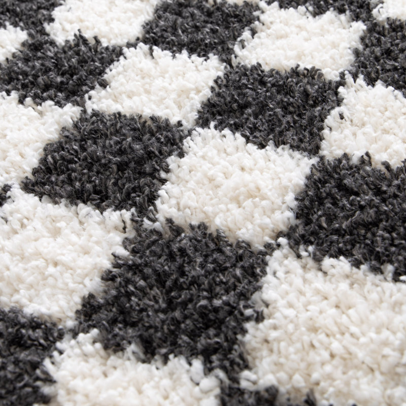 Rennold Chequered Shag Area Rug, Rectangle 160 x 230cm