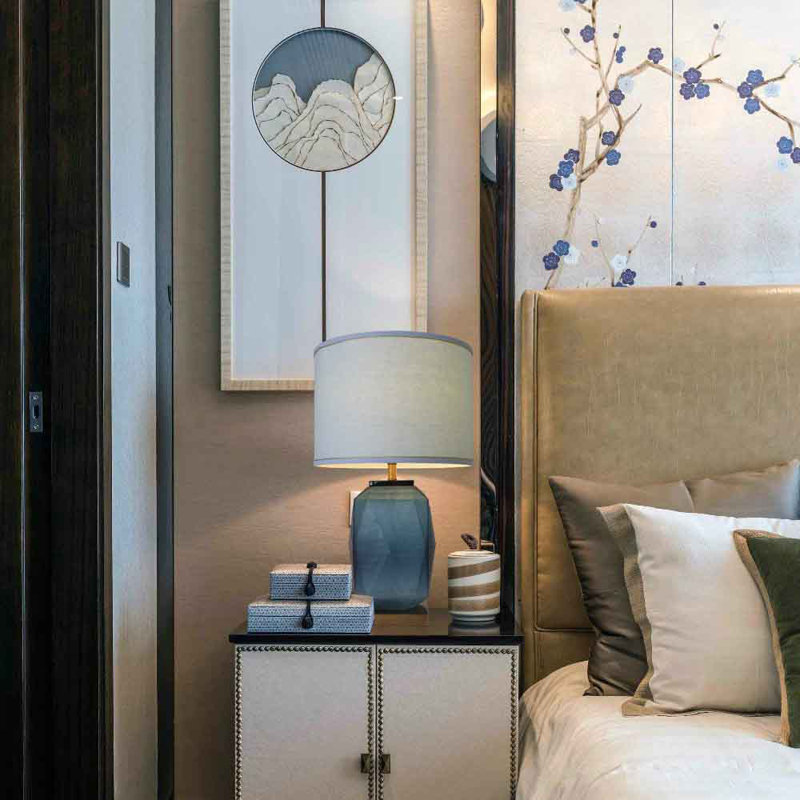  Lampe de table bleue 26 po