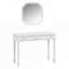 Bureau de maquillage rétro avec grand miroir