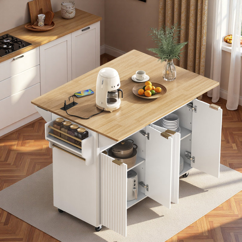 Îlot de cuisine cannelé de 55,5 po avec 2 abattants, chariot de rangement de cuisine avec prise de courant, 4 portes, support à épices, table d'îlot roulant avec plateau en grain de bois, bord courbé pour la cuisine, la salle à manger, blanc