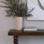 Console en bois massif de style américain.-707199955