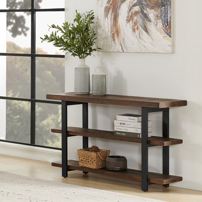 Console média de 48 po avec structure en bois massif et en métal et deux tablettes de style industriel rustique Rundell