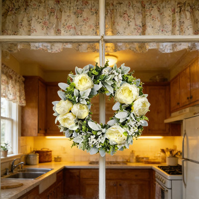 Couronne de pivoine artificielle luxuriante avec feuilles d'eucalyptus et souffle de bébé - élégante couronne de fleurs blanche crème pour une décoration intérieure toute l'année