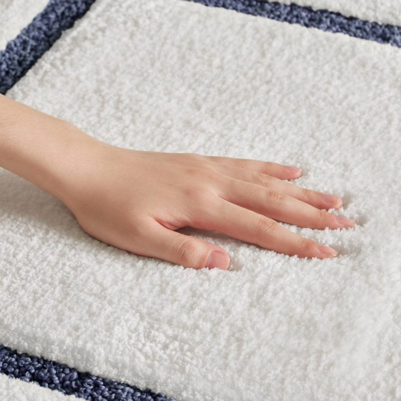 Roan Border Tufted Bath Rug, White/Navy, 24" L x 17" W