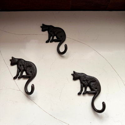 Set of 3 Cast Iron Cat Wall Hooks Aged Brown Rustic 6.5 in Decorative