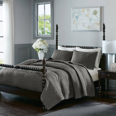 Madison Park Signature Serene 3 Piece Hand Quilted Cotton Quilt Set