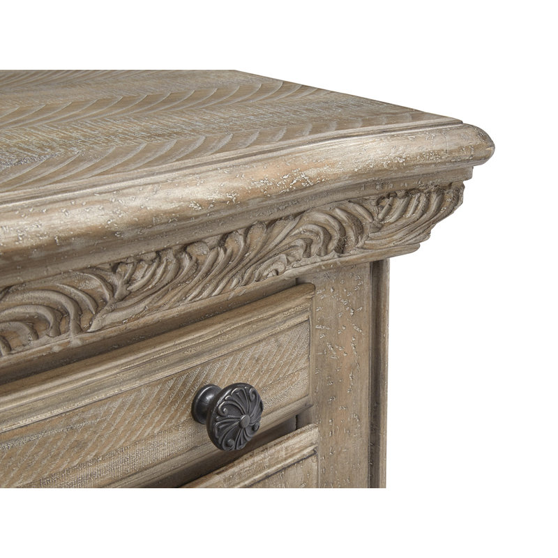 Bachelor Chest