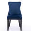 Chaises de salle à manger rembourrées en velours bleu, pieds en bois massif, garniture de surpiqûres, élégant et fauteuil, tissu de velours, décor moderne