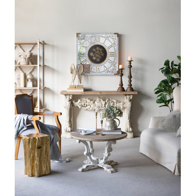 Table basse ronde en bois 31,5 x 31,5 x 18,5 po avec finition blanche patinée et pieds à volutes