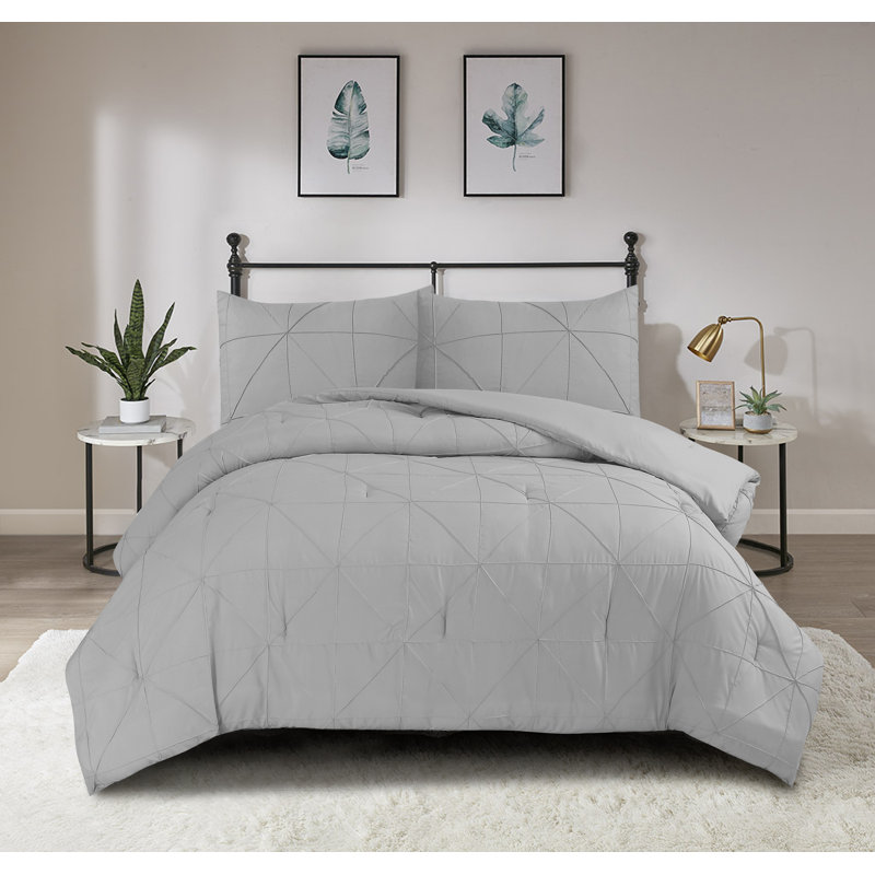 Ensemble d'édredon en microfibre Hartford Pintuck, Édredon pour très grand lit + 2 taies décorativ, Gris clair
