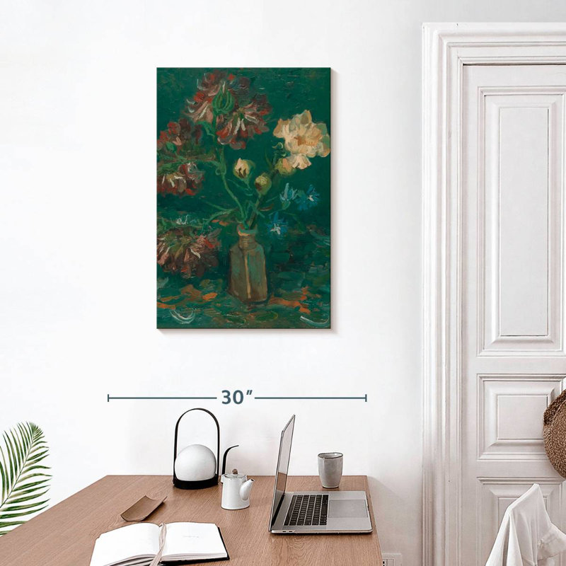 Harnek bouteille avec pivoines et delphiniums, H 30 po x l 20 po