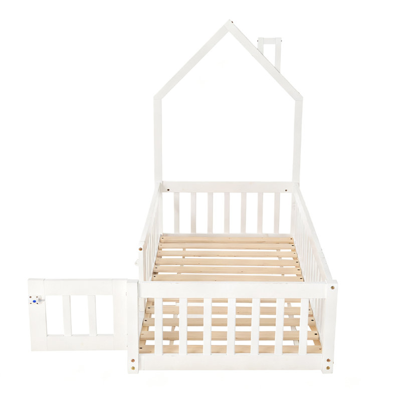 Cot Bed / Toddler (70 X 140cm) Standard, White