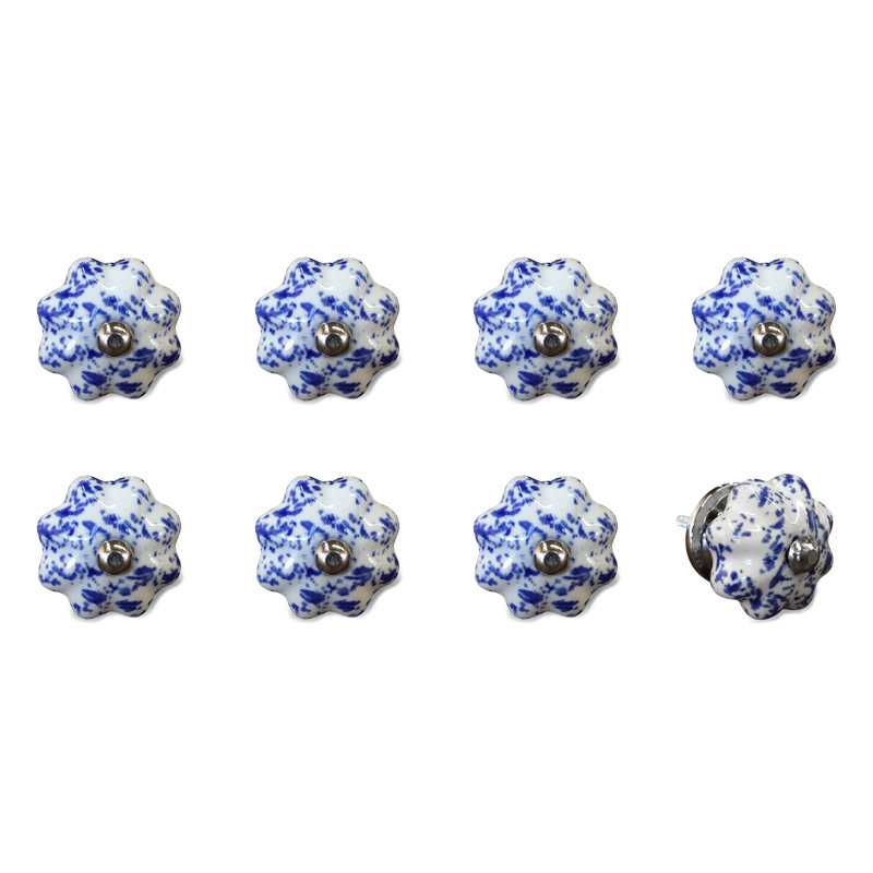 Ensemble de huit poignées de tiroir en céramique et en métal bleues et blanches
