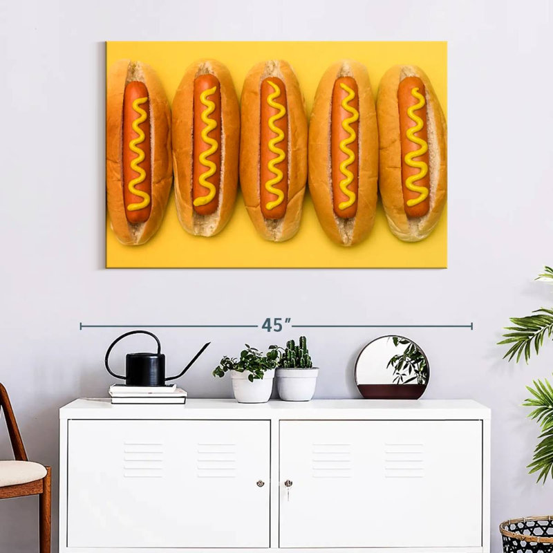 Yarlin Hot Dogs, 8" H x 12" W