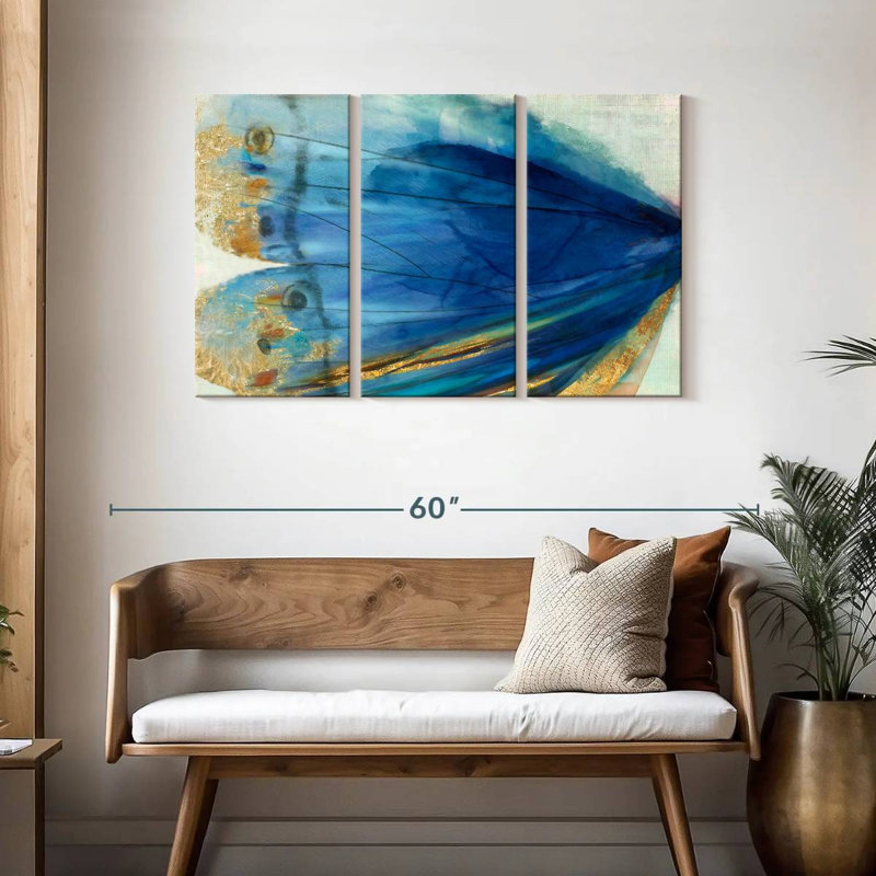 Avery Wing I, 28" H x 45" W