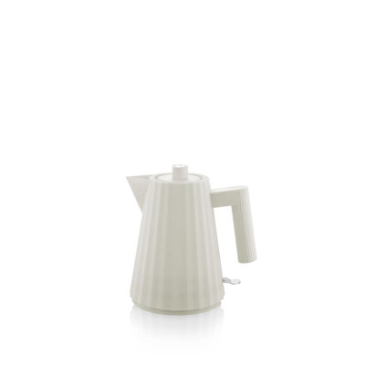 Plissé Electric Tea Kettle