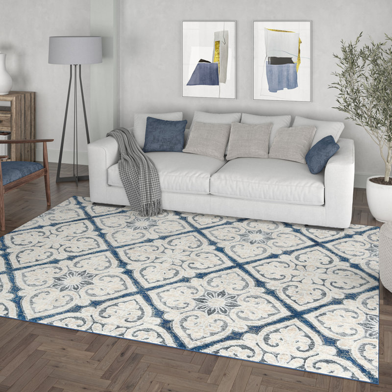 Tapis bleu foncé en polypropylène tissé à la machine Adella, Rectangle 7 pi 10 po x 10 pi 3 po
