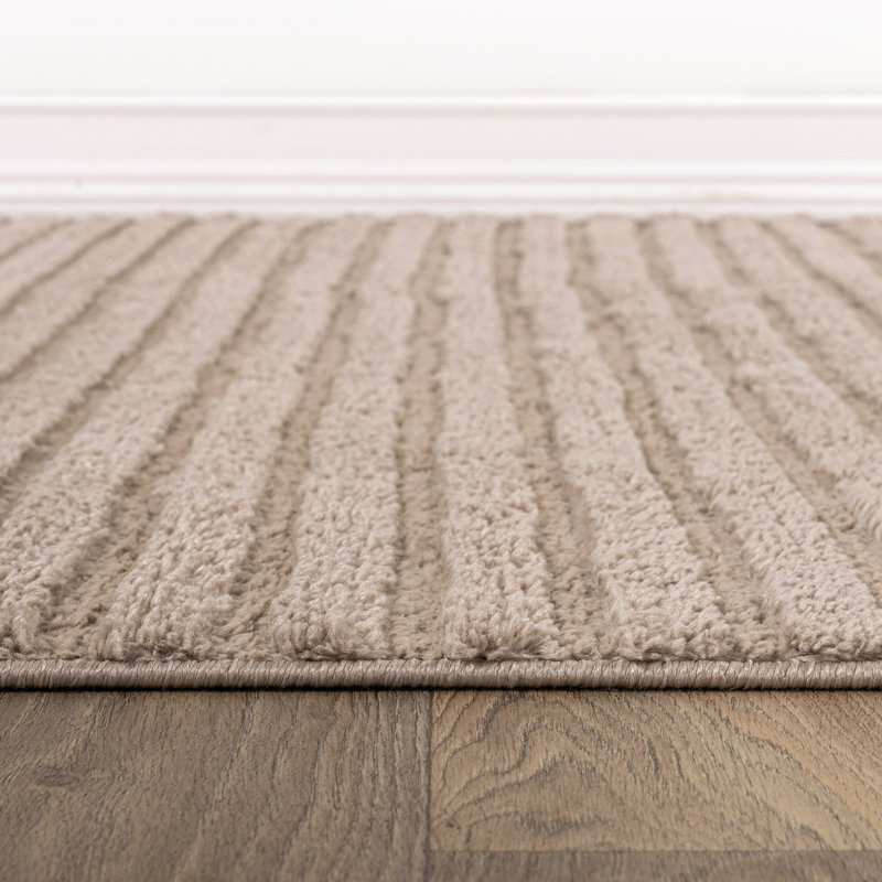 Tapis intérieur / extérieur beige à poils longs tissé à la machine, Beige, 7 pi 10 po x 10 pi