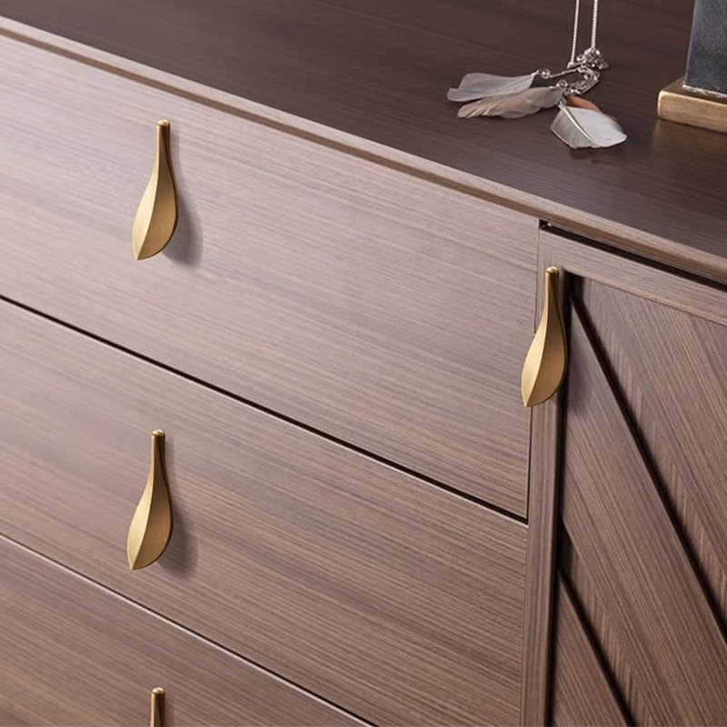 6 boutons d'armoire en laiton massif, poignées de meuble en forme de feuille pour porte, tiroir de cuisine, tiroir de commode (or - 6 pièces)